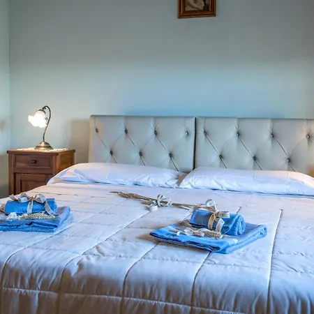 וילה With Swimming Pool In *