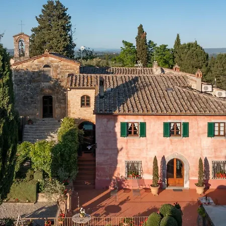 וילה With Swimming Pool In *