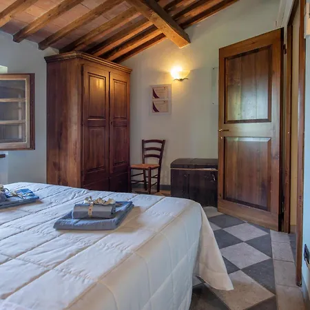 וילה With Swimming Pool In *