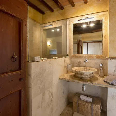 Villa With Swimming Pool In San Gimignano