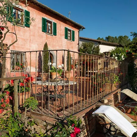 With Swimming Pool In וילה סן ג'ימיניאנו